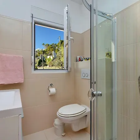 Villa Lilly Podgora (Split-Dalmatia)