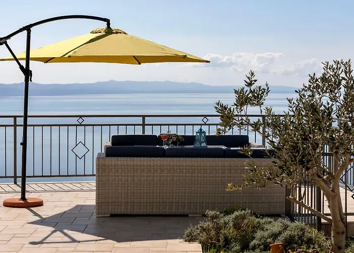 Lilly Villa Podgora (Split-Dalmatia)