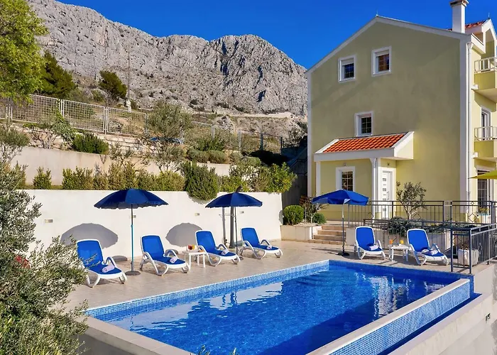 Lilly Villa Podgora (Split-Dalmatia)