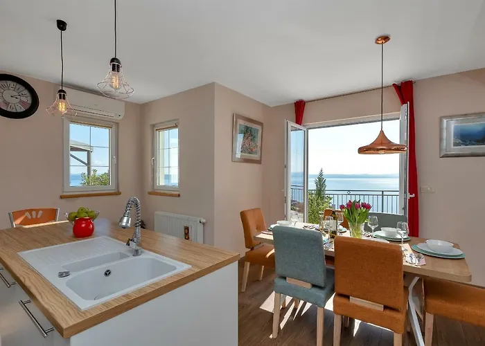 빌라 Lilly 포드고라